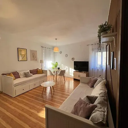 Διαμέρισμα Sml 1 *